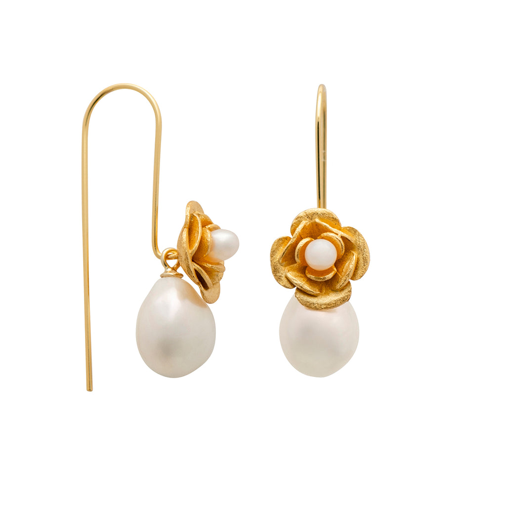 Flower hook freshwater Pearl earrings