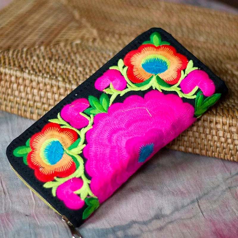 Yunnan style Embodied wallet