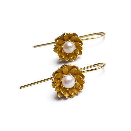 Flower hook freshwater Pearl earrings